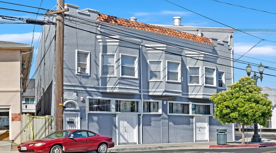 2511 Mason Street, Oakland, California 94605, ,Church,For Sale,2511 Mason Street,1102