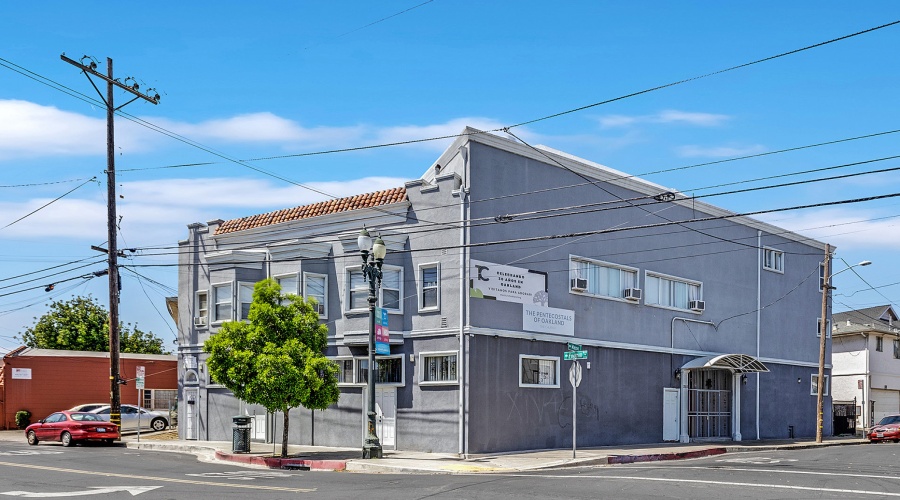 2511 Mason Street, Oakland, California 94605, ,Church,For Sale,2511 Mason Street,1102