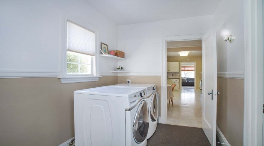 826 Dowling Blvd, San Leandro, California 94577, 3 Bedrooms Bedrooms, ,1 BathroomBathrooms,Single Family House,Sold,Dowling Blvd,1014