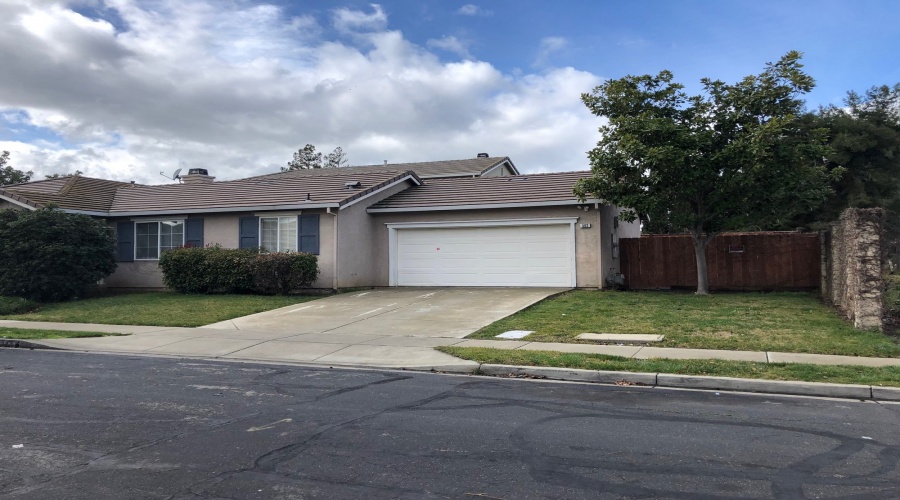 W 6th Street, Pittsburg, California 94565, 3 Bedrooms Bedrooms, ,2 BathroomsBathrooms,Single Family House,Sold,W 6th,1052